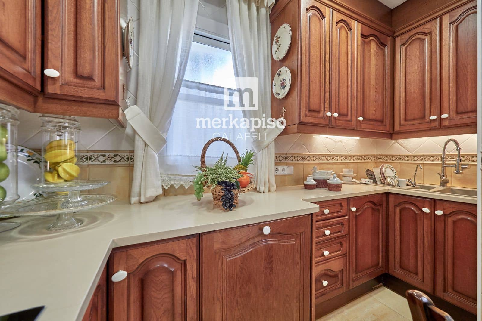 3 soveværelse Byhus til salg i Calafell med swimmingpool garage - € 498.800 (Ref: 9709104)