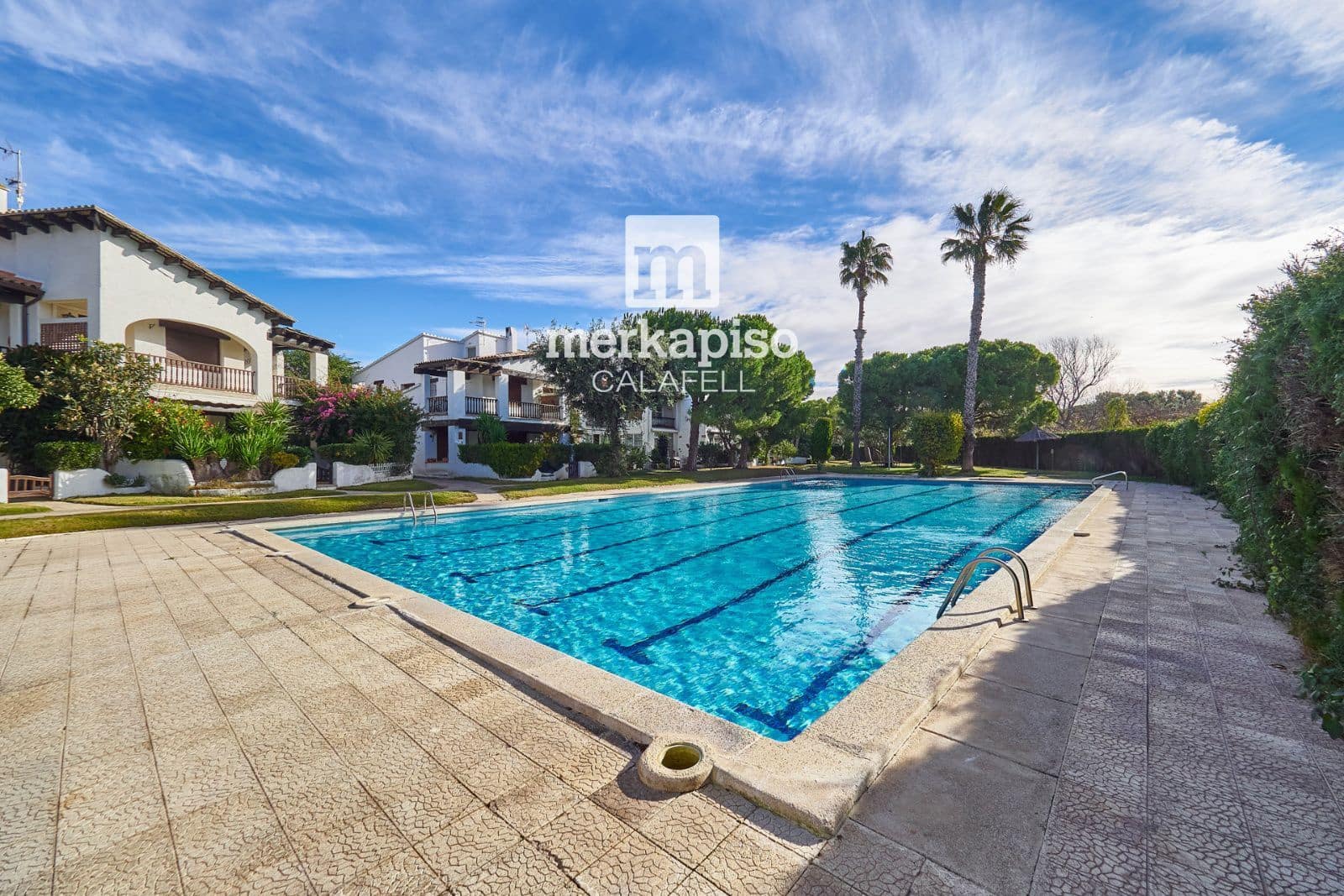 3 soveværelse Byhus til salg i Calafell med swimmingpool garage - € 498.800 (Ref: 9709104)