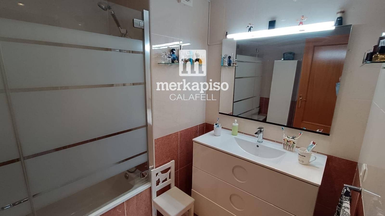 4 bedroom Penthouse for sale in El Vendrell with garage - € 238,500 (Ref: 9726163)