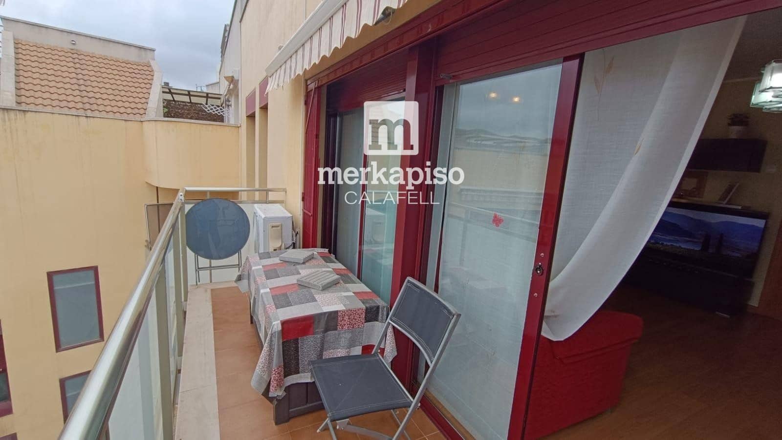 4 bedroom Penthouse for sale in El Vendrell with garage - € 238,500 (Ref: 9726163)