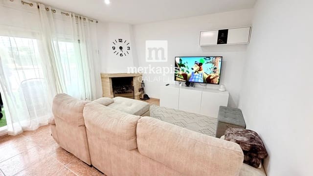 4 makuuhuone Huvila myytävänä paikassa Segur de Calafell, Calafell mukana uima-altaan 
autotalli - 430 000 € (Ref: 9727427)