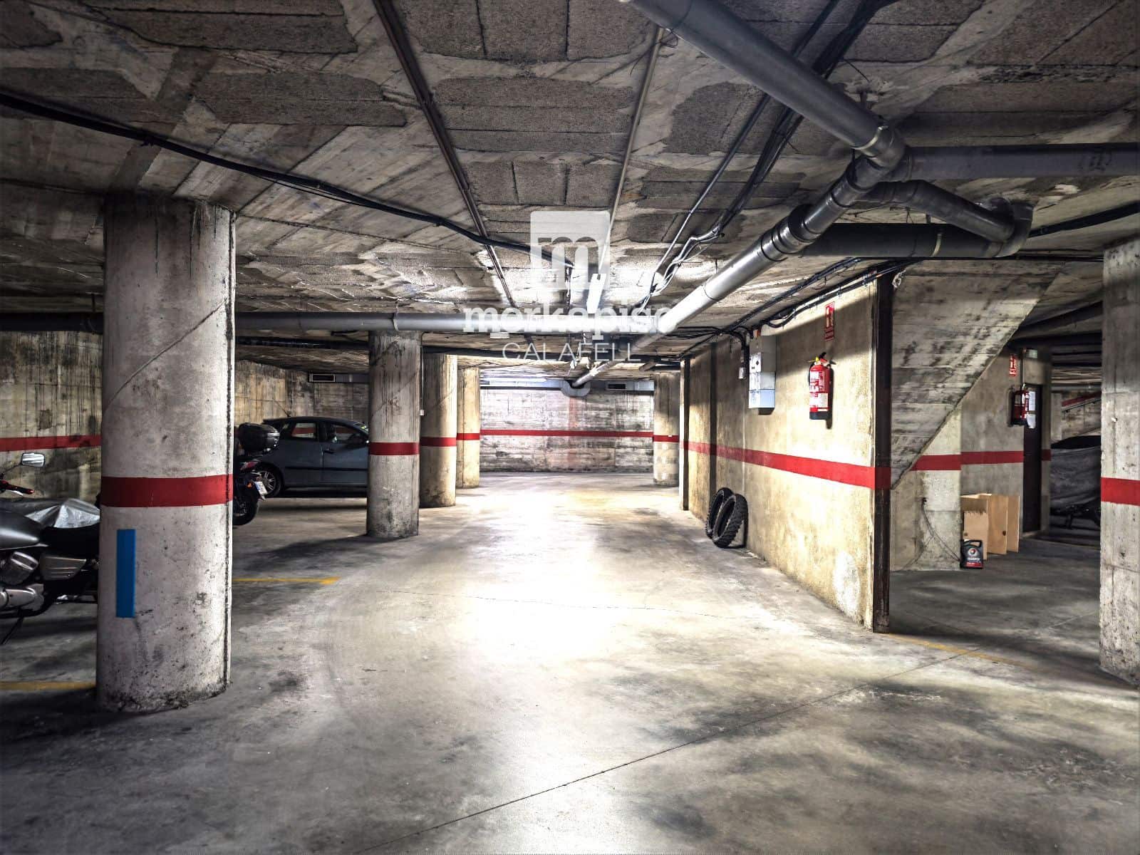 Garage for sale in El Vendrell - € 14,000 (Ref: 9731348)