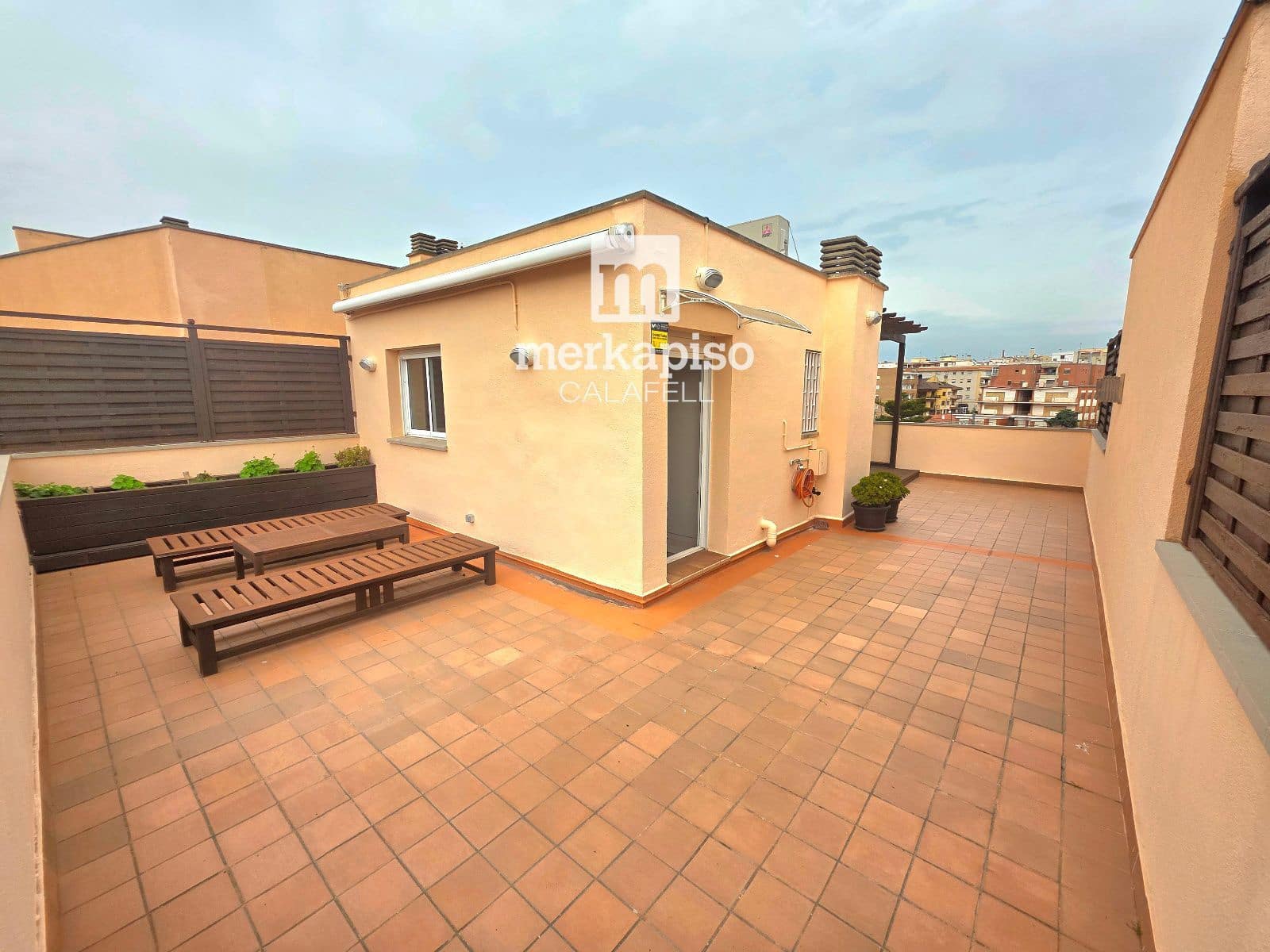 3 bedroom Flat for sale in Torredembarra with pool garage - € 399,000 (Ref: 9731349)