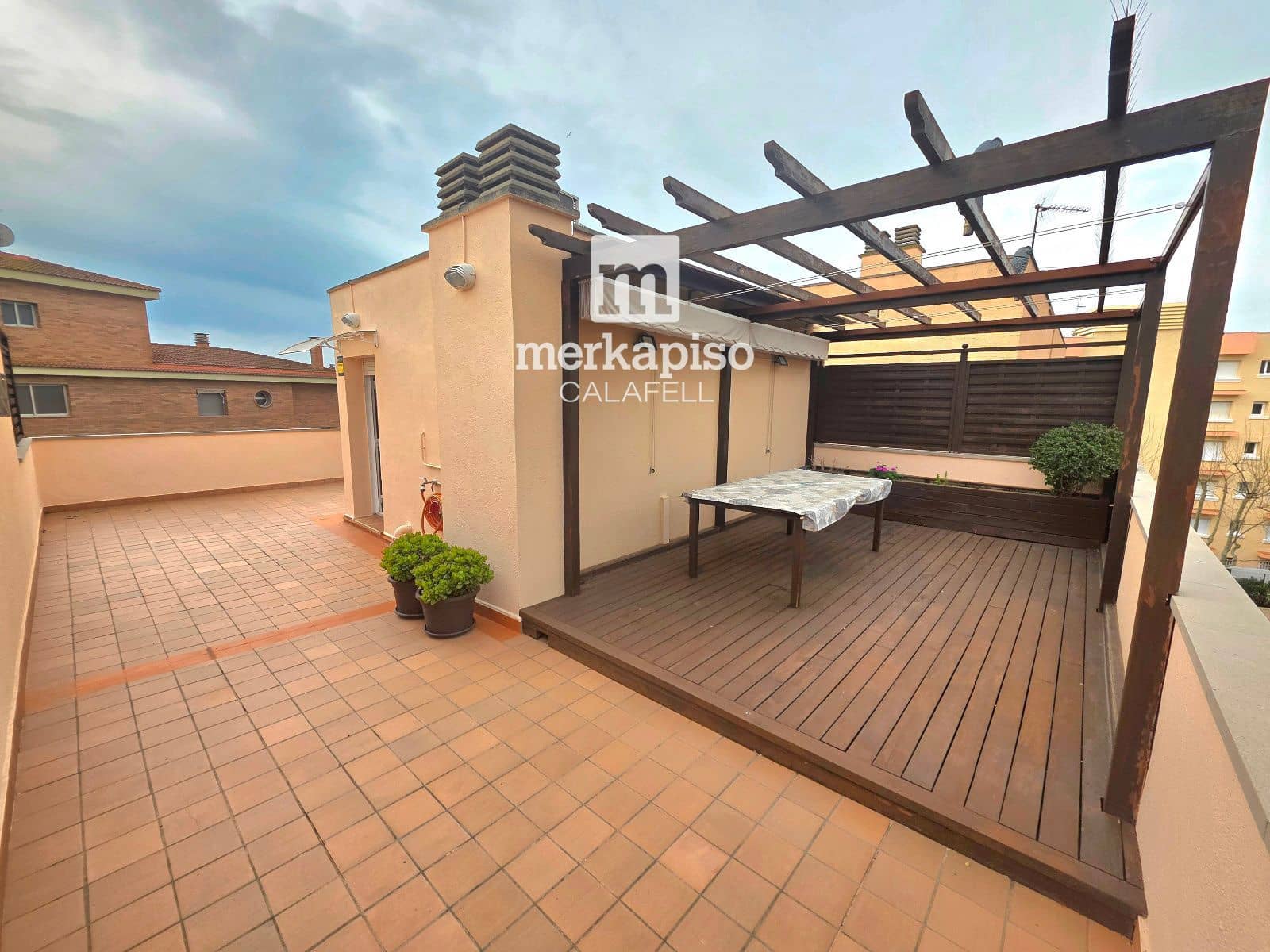 3 bedroom Flat for sale in Torredembarra with pool garage - € 399,000 (Ref: 9731349)