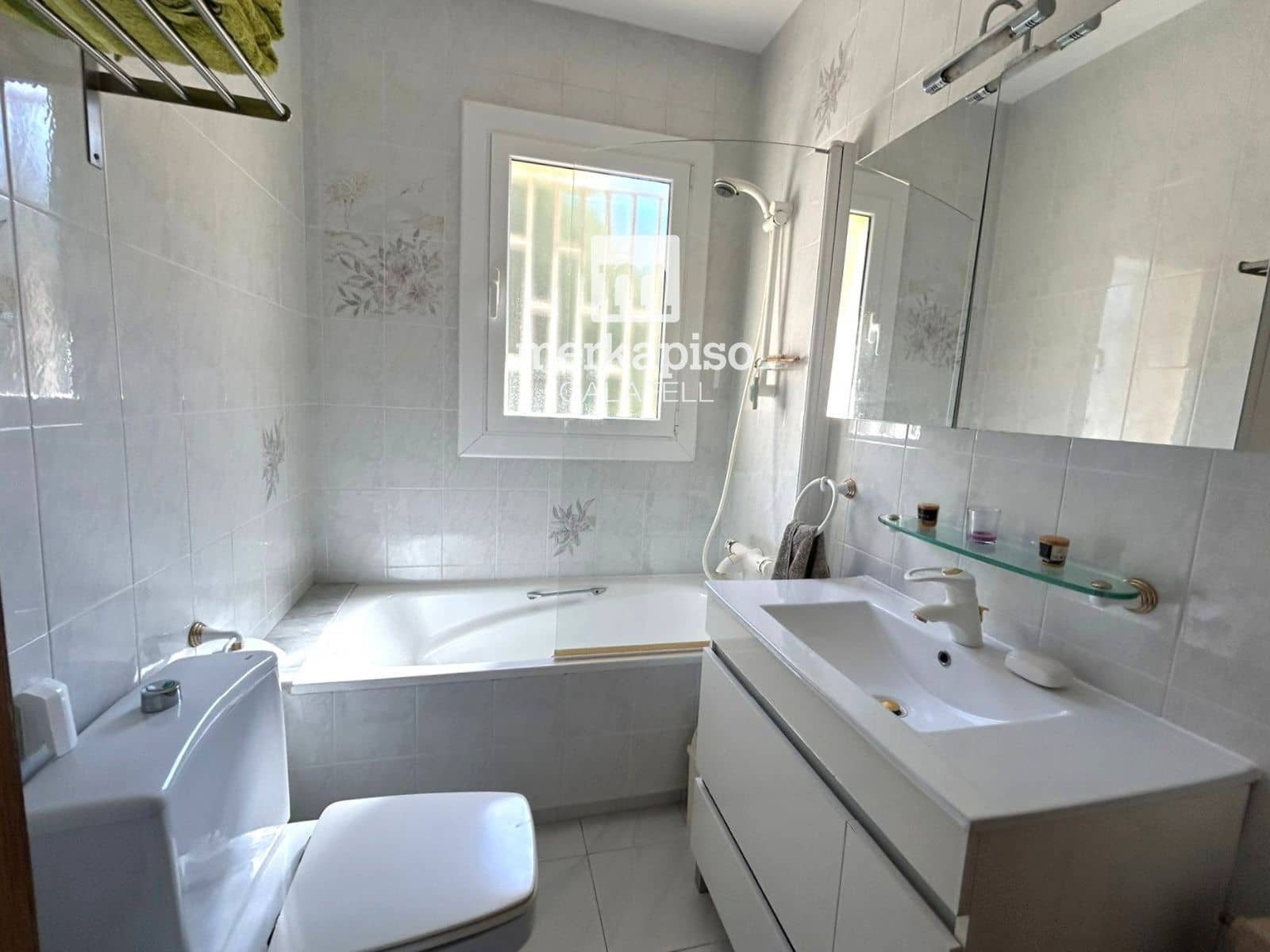 3 bedroom Villa for sale in Calafell with pool garage - € 473,000 (Ref: 9739279)