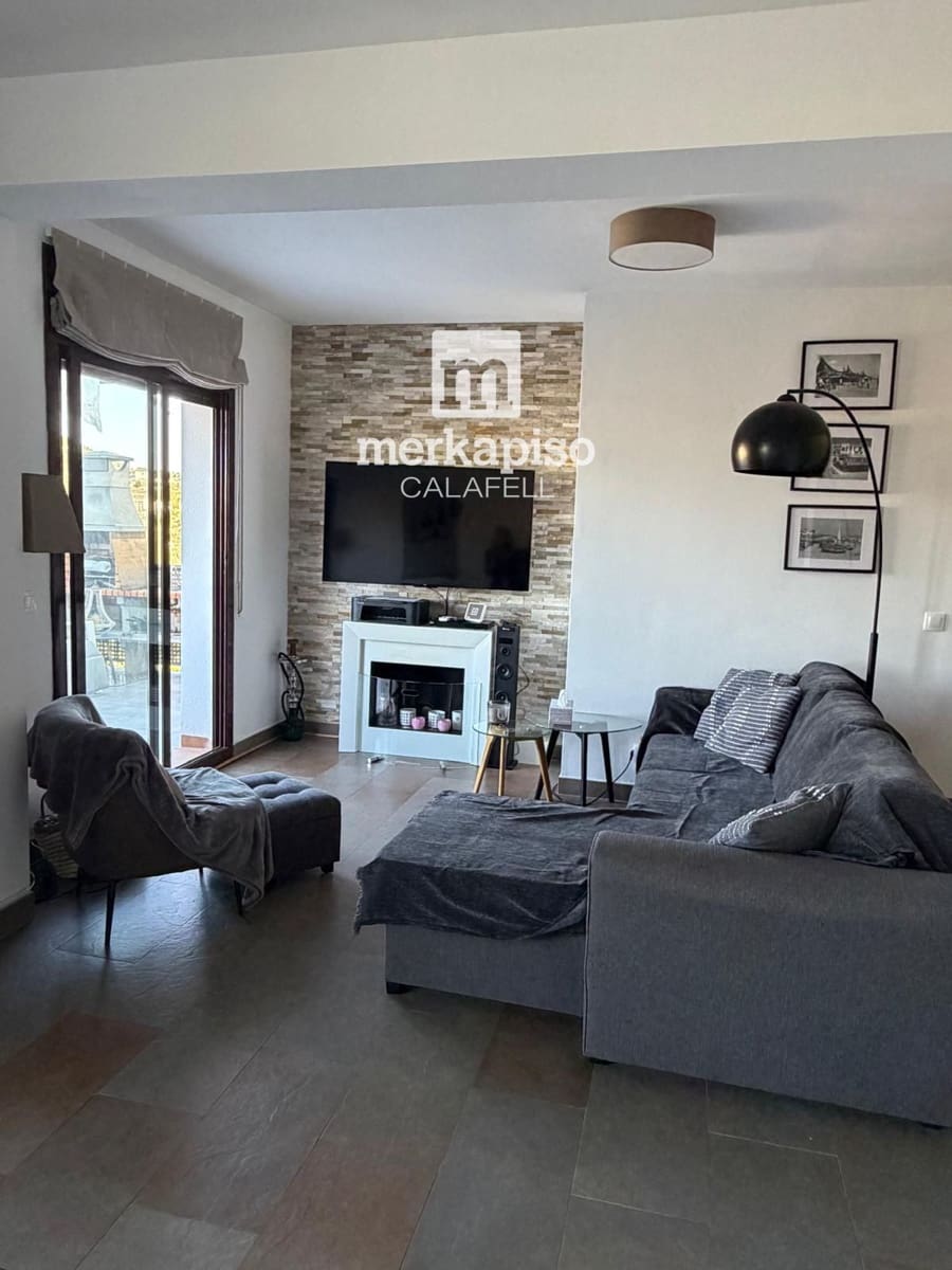 4 slaapkamer Villa te koop in Segur de Calafell met zwembad - € 350.000 (Ref: 9753647)