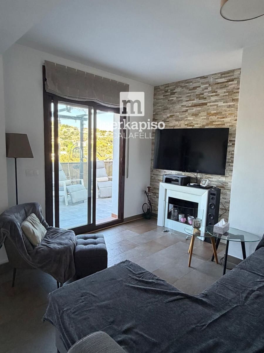 4 slaapkamer Villa te koop in Segur de Calafell met zwembad - € 350.000 (Ref: 9753647)