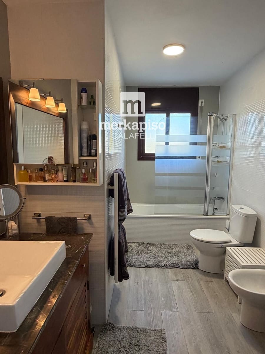 4 slaapkamer Villa te koop in Segur de Calafell met zwembad - € 350.000 (Ref: 9753647)