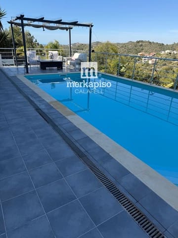 4 slaapkamer Villa te koop in Segur de Calafell, Calafell met zwembad - € 350.000 (Ref: 9753647)
