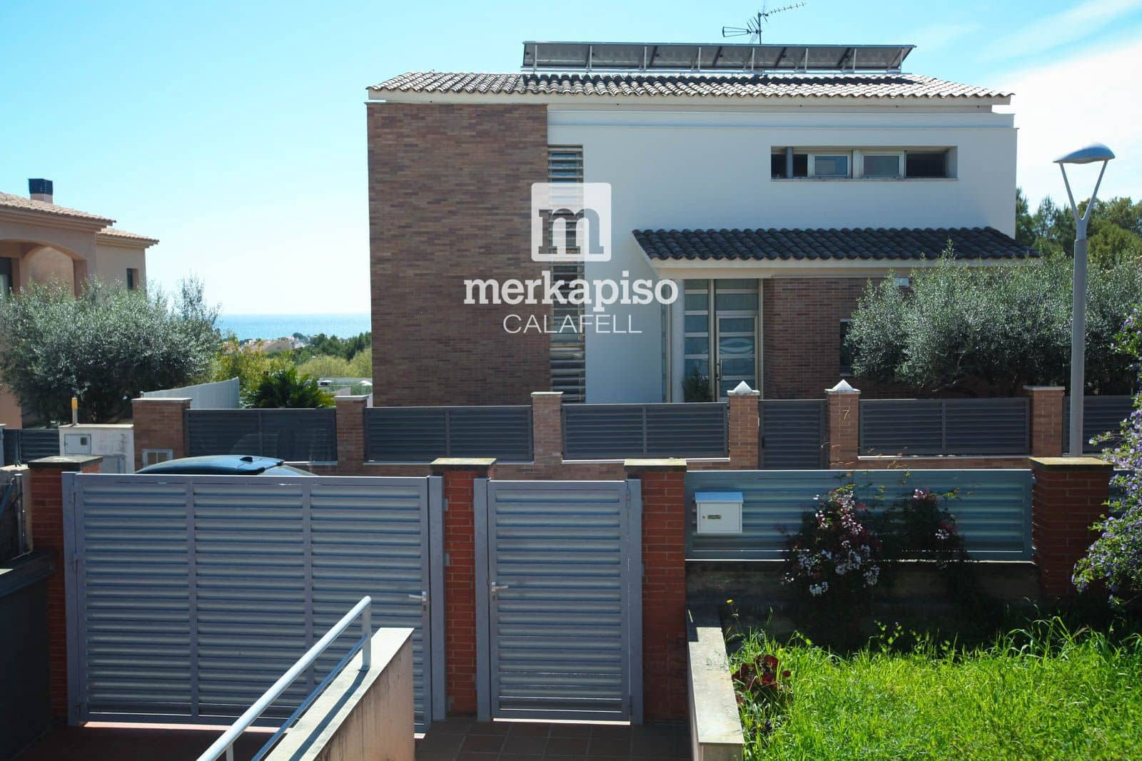 4 slaapkamer Villa te koop in Calafell met garage - € 650.000 (Ref: 9754250)