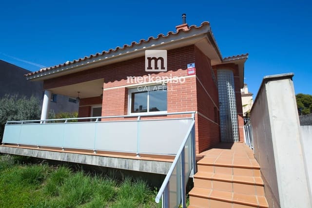 4 slaapkamer Villa te koop in Calafell met garage - € 650.000 (Ref: 9754250)