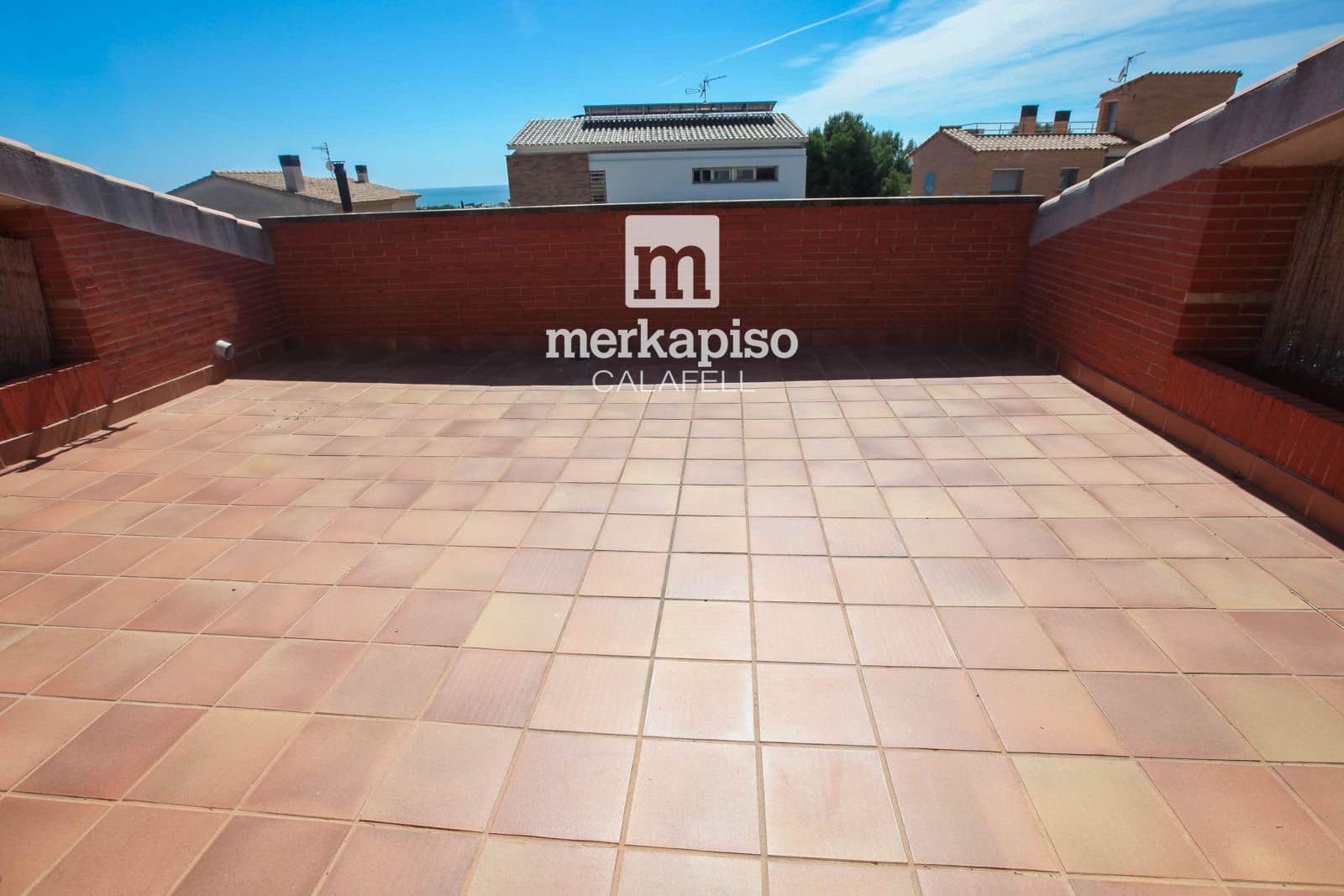 4 slaapkamer Villa te koop in Calafell met garage - € 650.000 (Ref: 9754250)