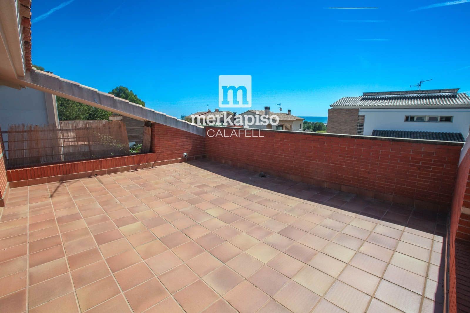 4 slaapkamer Villa te koop in Calafell met garage - € 650.000 (Ref: 9754250)
