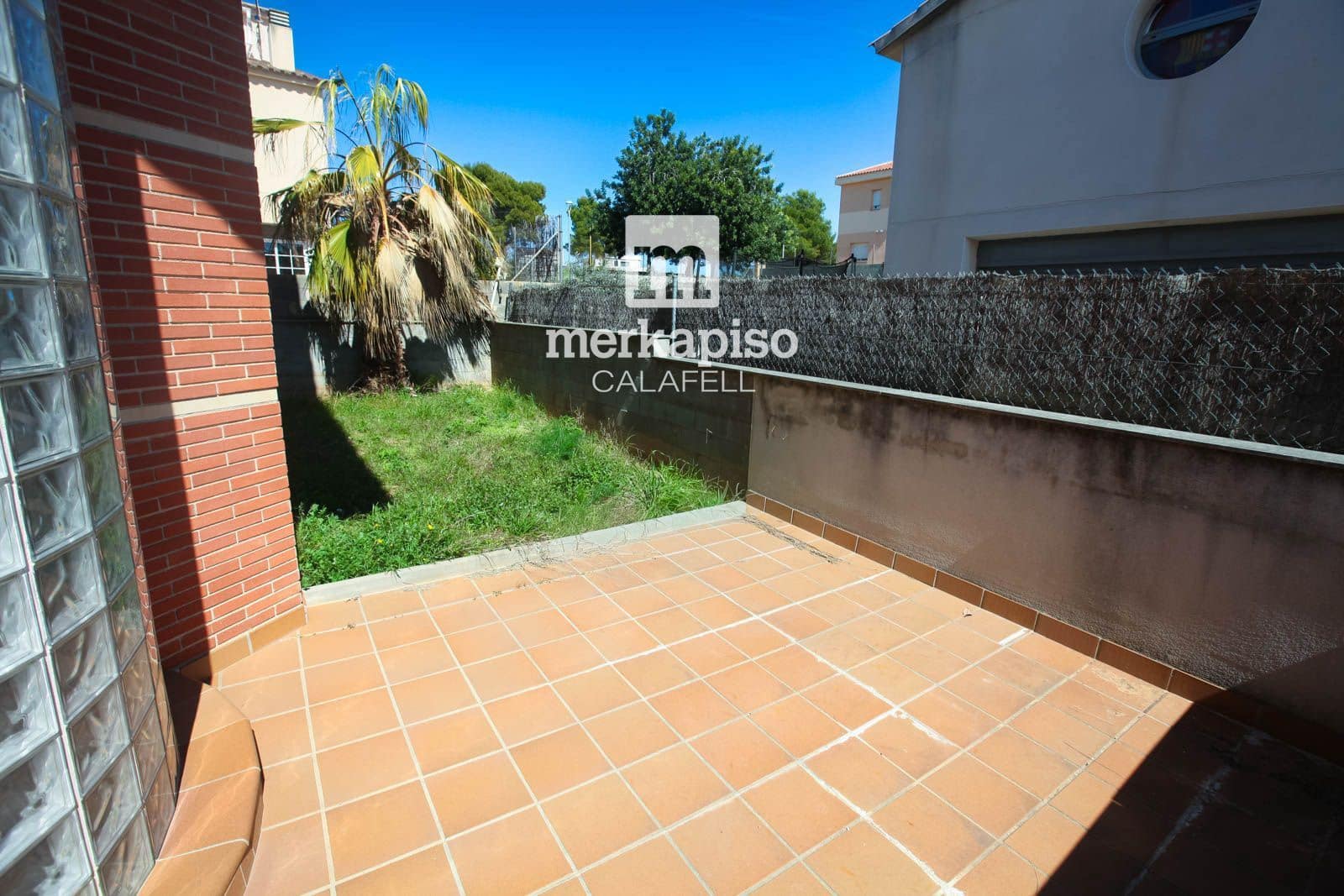 4 slaapkamer Villa te koop in Calafell met garage - € 650.000 (Ref: 9754250)