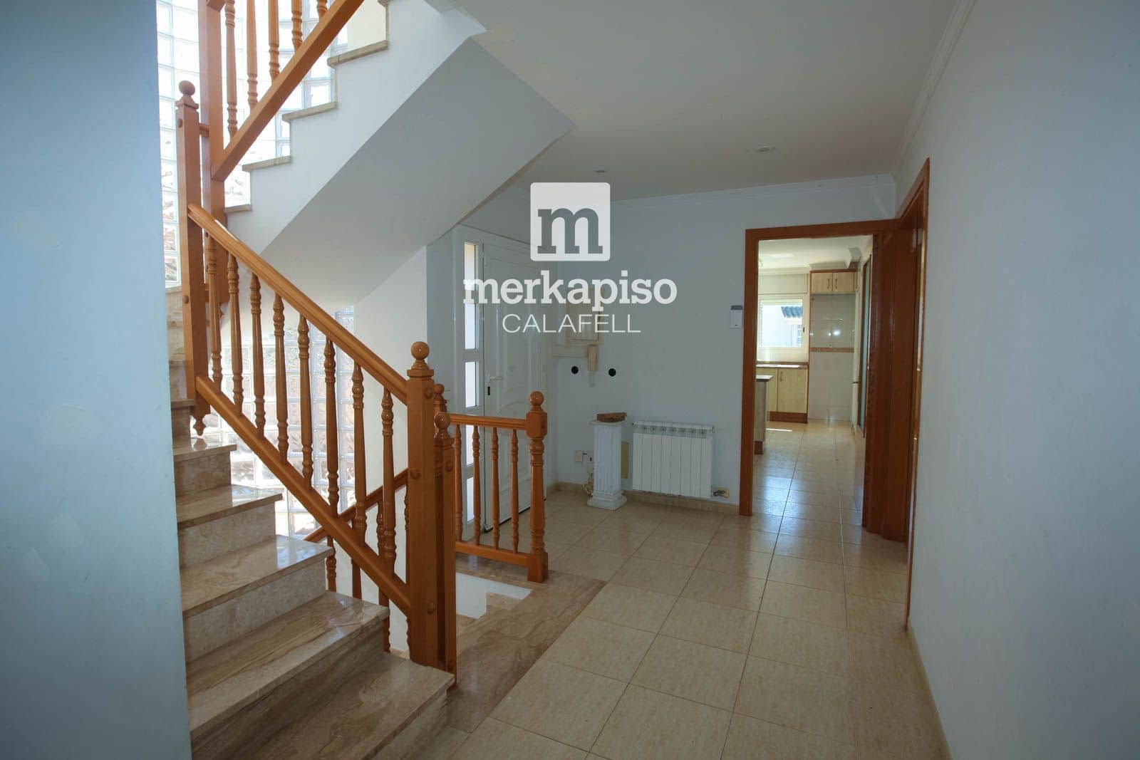 4 slaapkamer Villa te koop in Calafell met garage - € 650.000 (Ref: 9754250)