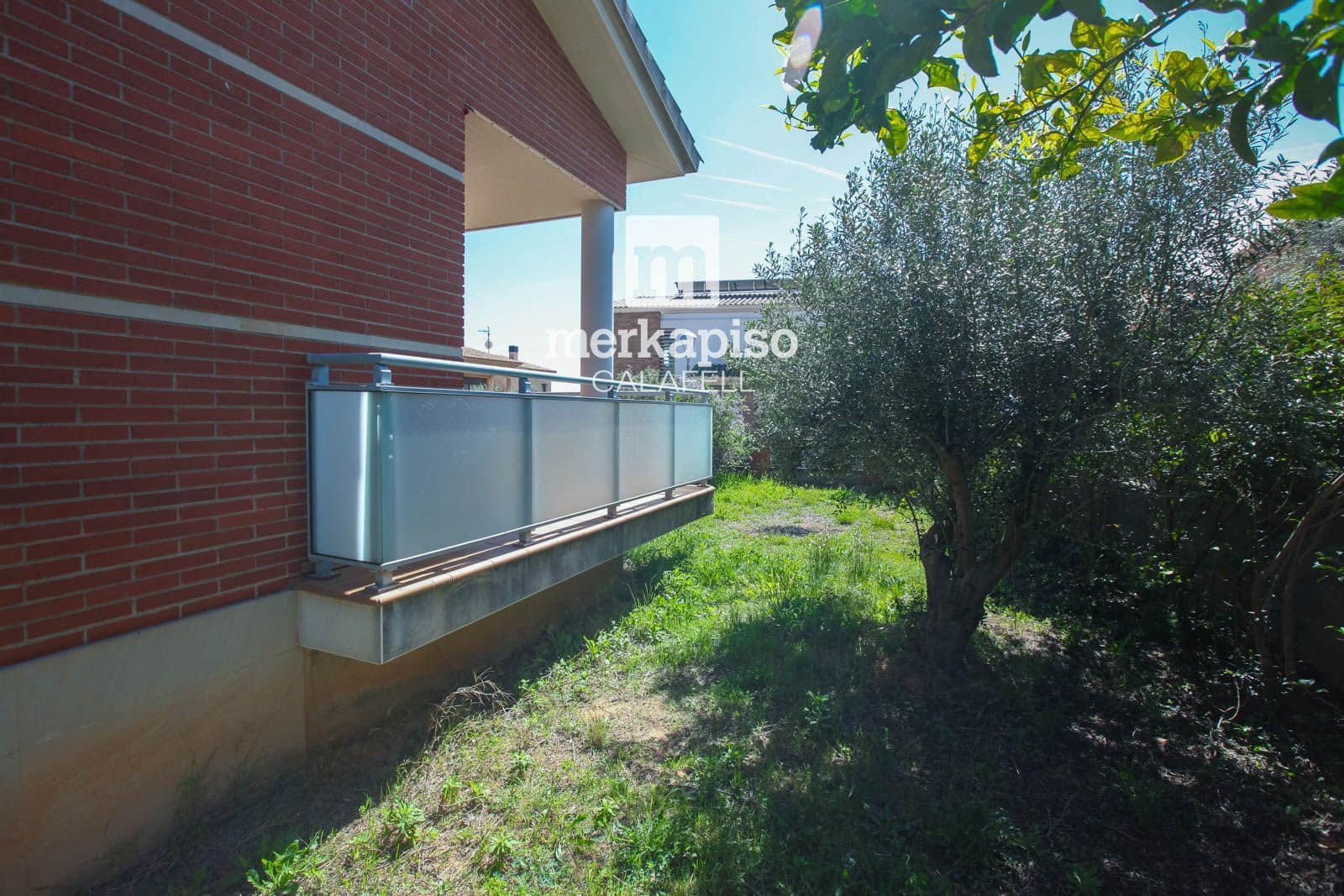 4 slaapkamer Villa te koop in Calafell met garage - € 650.000 (Ref: 9754250)