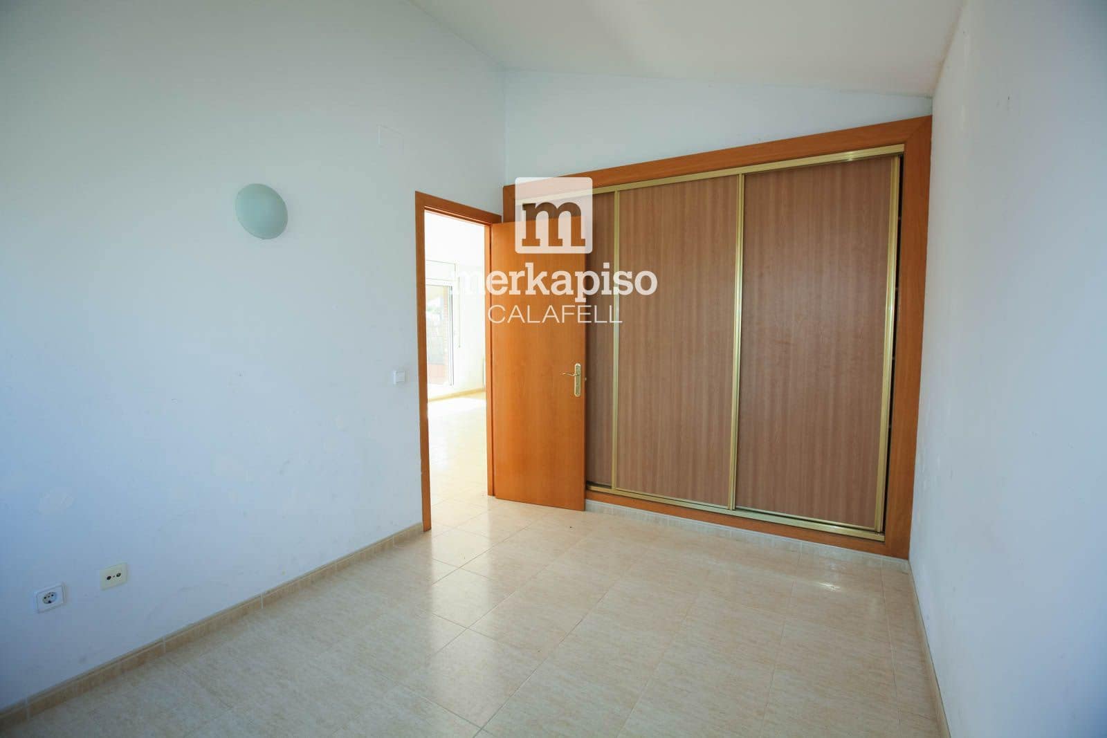 4 slaapkamer Villa te koop in Calafell met garage - € 650.000 (Ref: 9754250)