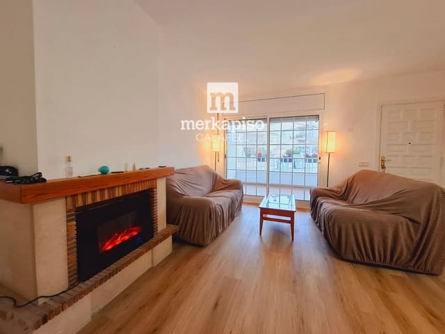 3 slaapkamer Huis te koop in Segur de Calafell, Calafell met zwembad garage - € 340.000 (Ref: 9754252)