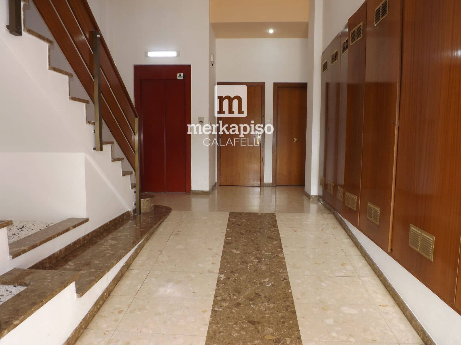 Kommersiell til salgs i El Vendrell - € 89 000 (Ref: 9762483)