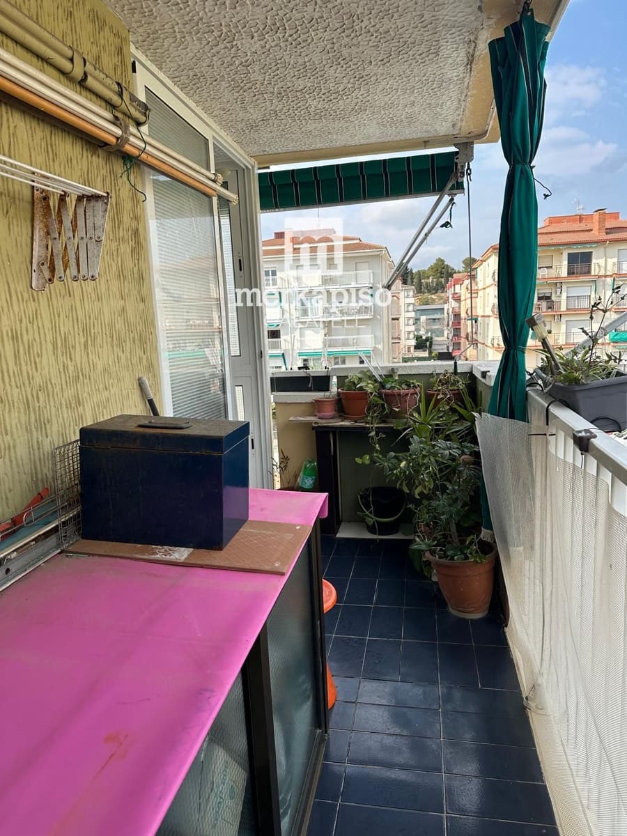 3 slaapkamer Flat te koop in Segur de Calafell met garage - € 199.000 (Ref: 9762484)
