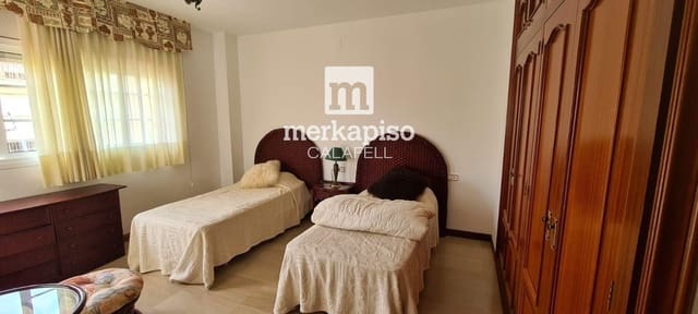 4 slaapkamer Villa te koop in Segur de Calafell, Calafell met zwembad - € 420.000 (Ref: 9769034)