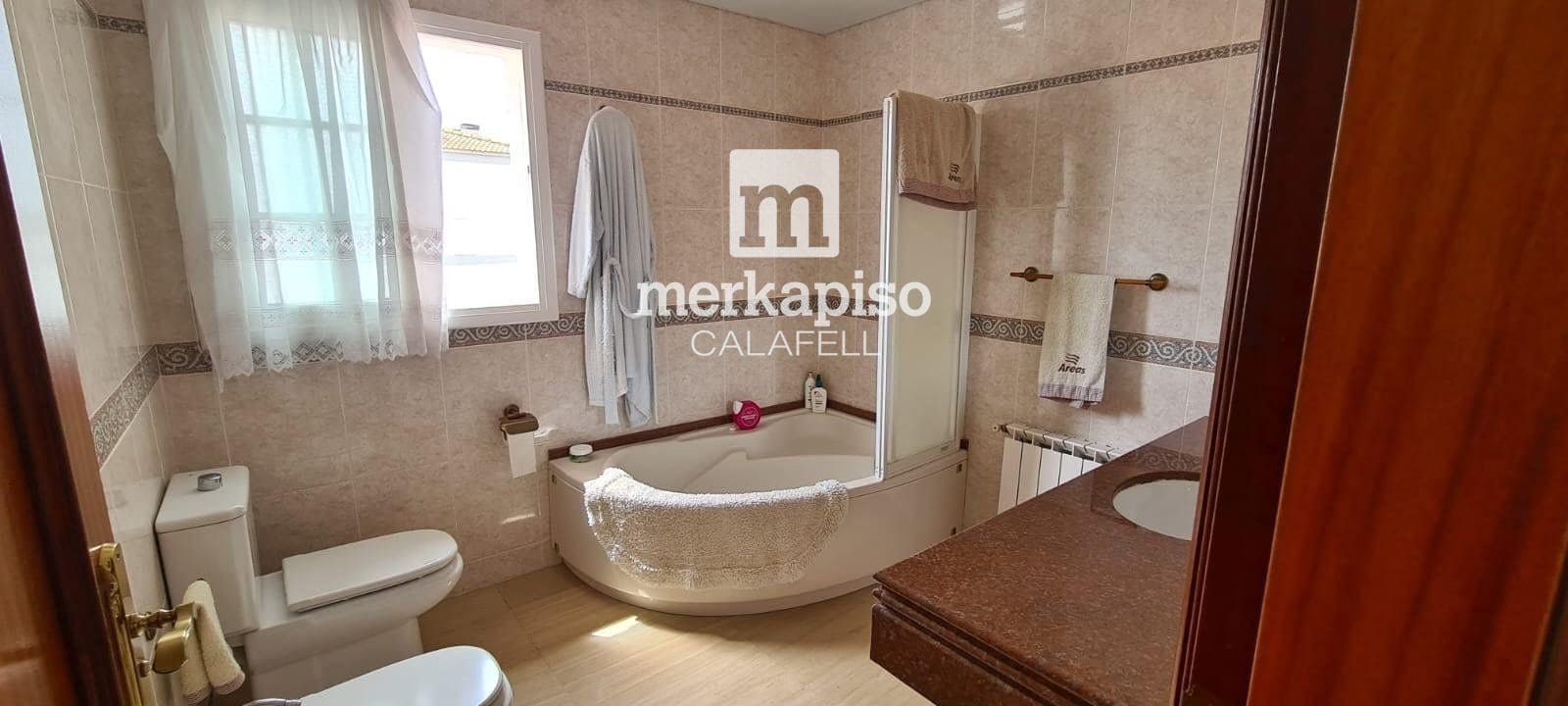 4 camera da letto Villa in vendita in Segur de Calafell con piscina - 420.000 € (Rif: 9769034)