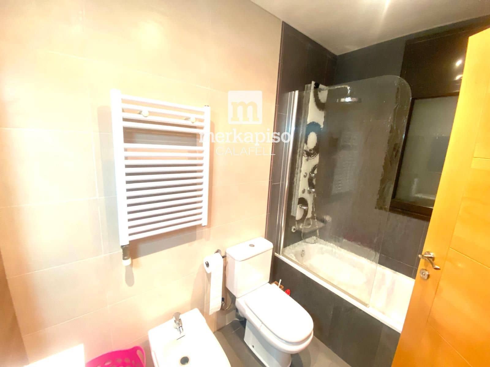 4 sypialnia Willa na sprzedaż w Segur de Calafell z basenem garażem - 475 000 € (Ref: 9777127)