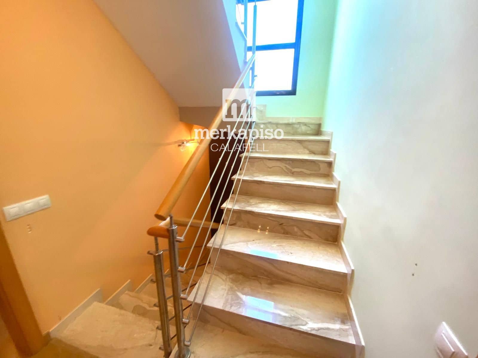 4 sypialnia Willa na sprzedaż w Segur de Calafell z basenem garażem - 475 000 € (Ref: 9777127)