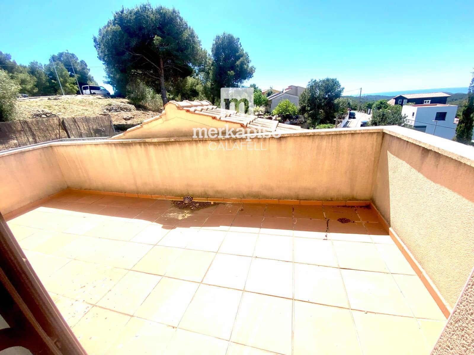 4 sypialnia Willa na sprzedaż w Segur de Calafell z basenem garażem - 475 000 € (Ref: 9777127)