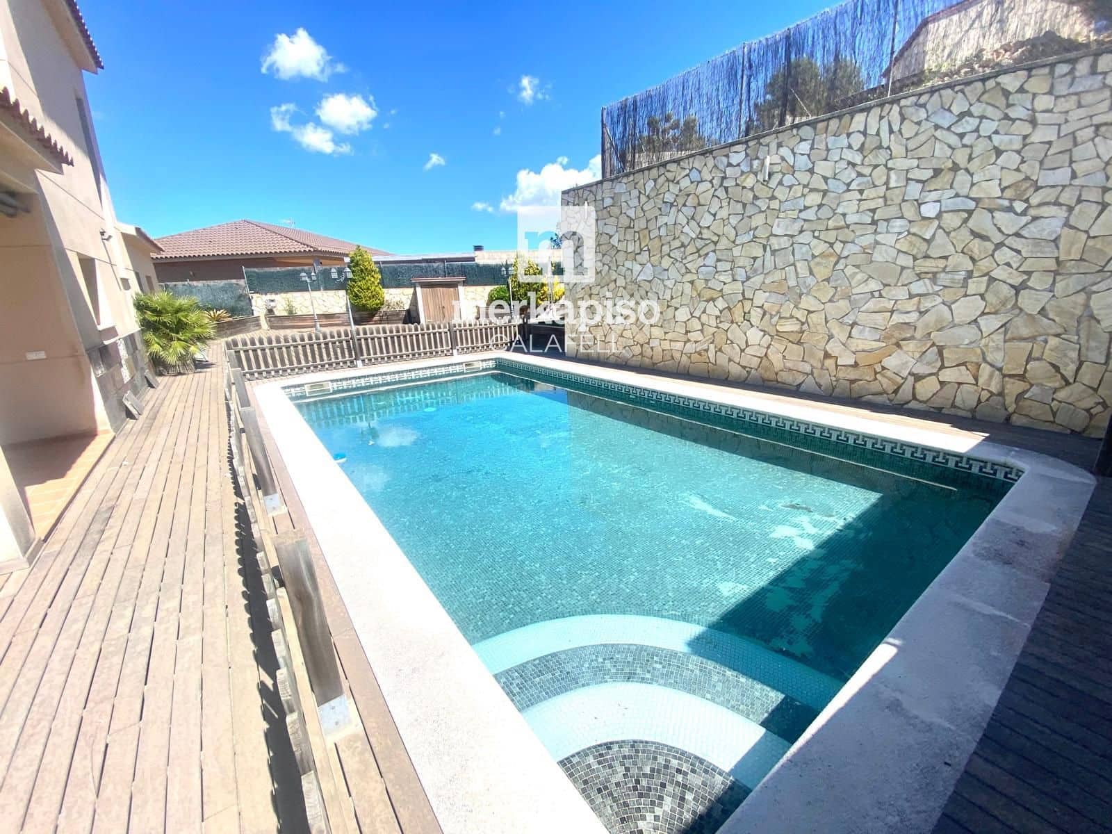 4 sypialnia Willa na sprzedaż w Segur de Calafell z basenem garażem - 475 000 € (Ref: 9777127)