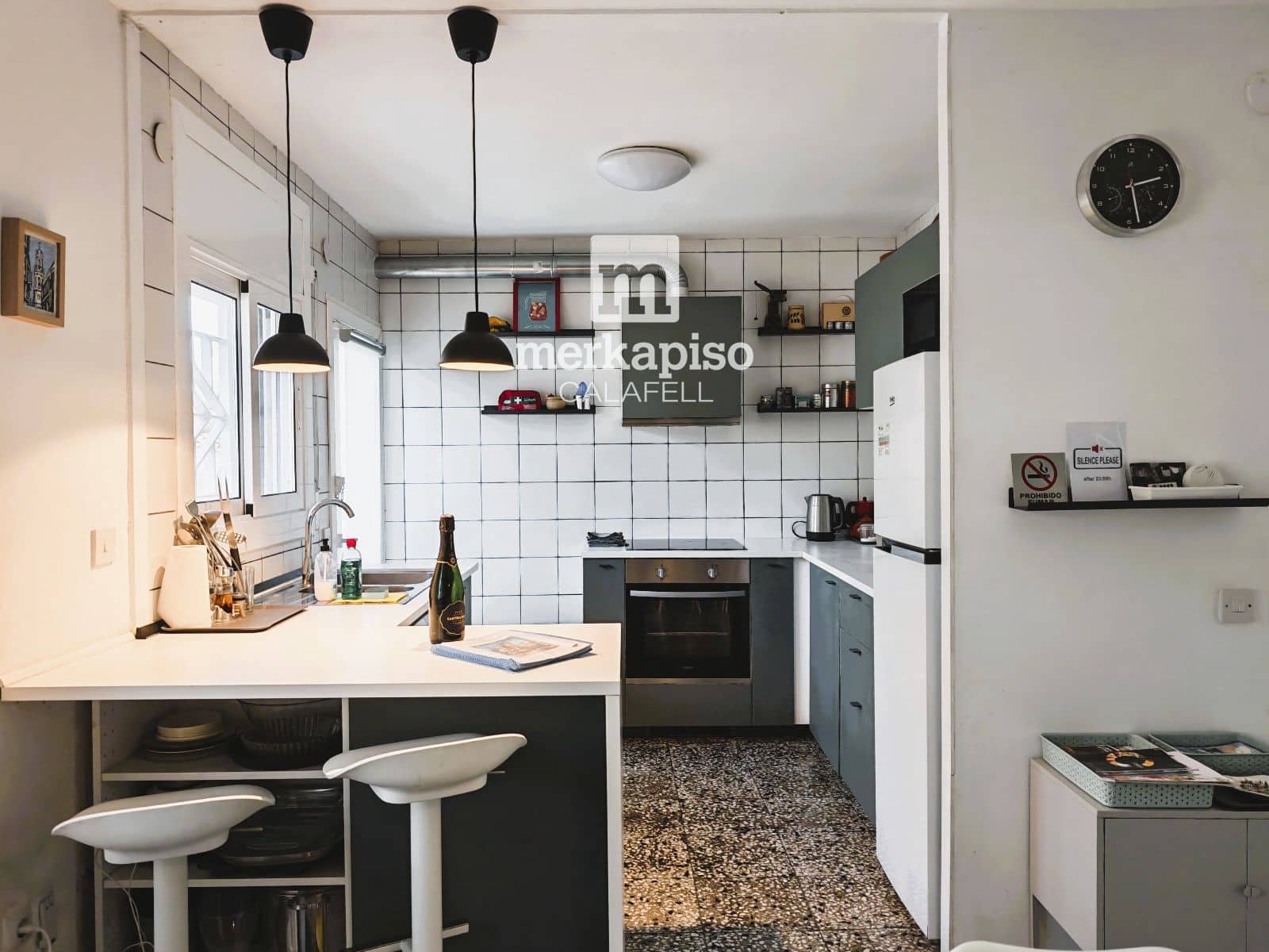 3 bedroom Villa for sale in Bellvei with pool garage - € 350,000 (Ref: 9777128)