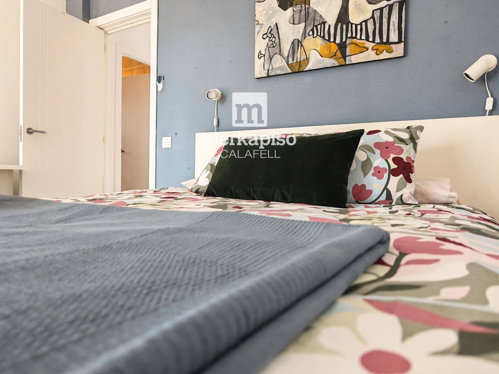 3 bedroom Villa for sale in Bellvei with pool garage - € 350,000 (Ref: 9777128)