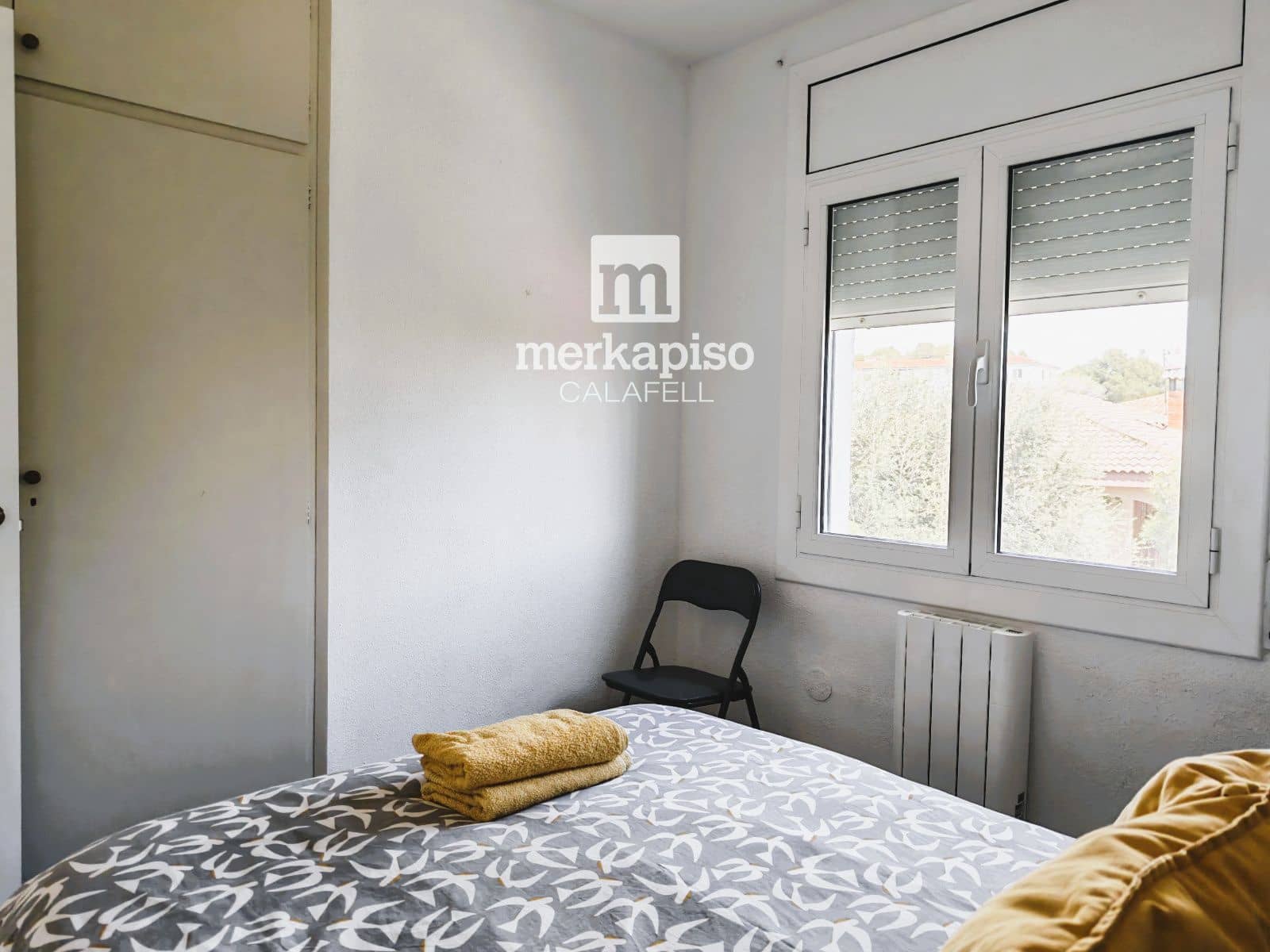 3 bedroom Villa for sale in Bellvei with pool garage - € 350,000 (Ref: 9777128)