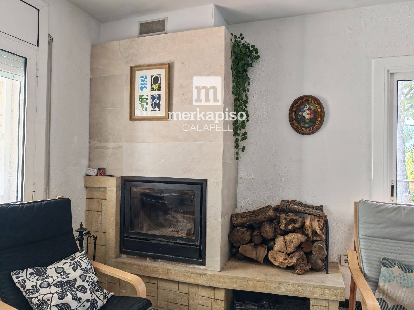 3 bedroom Villa for sale in Bellvei with pool garage - € 350,000 (Ref: 9777128)