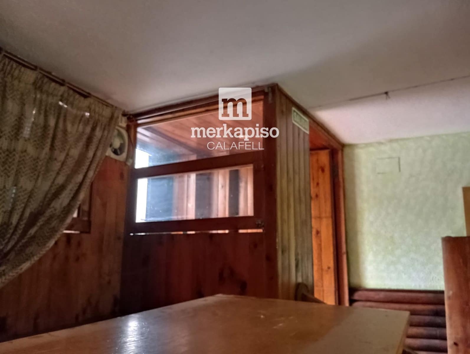 Commercial for sale in Torredembarra - € 68,000 (Ref: 9777129)