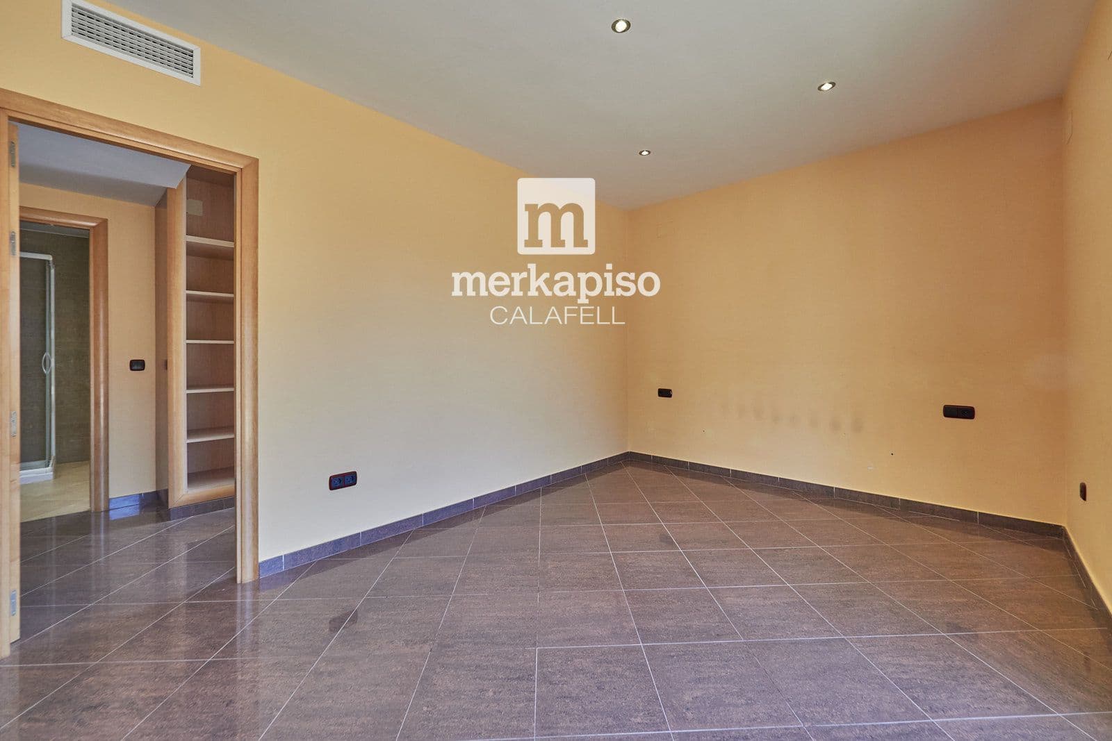 5 camera da letto Villa in vendita in Segur de Calafell con piscina garage - 590.000 € (Rif: 9777132)