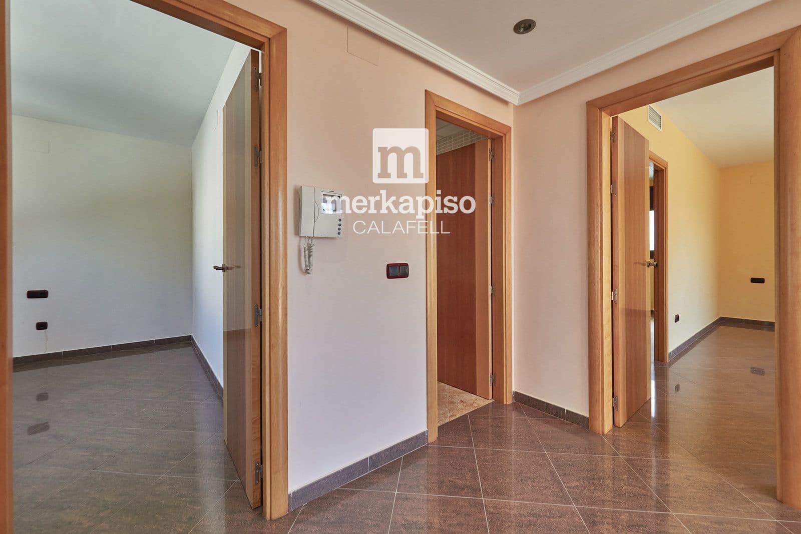 5 camera da letto Villa in vendita in Segur de Calafell con piscina garage - 590.000 € (Rif: 9777132)