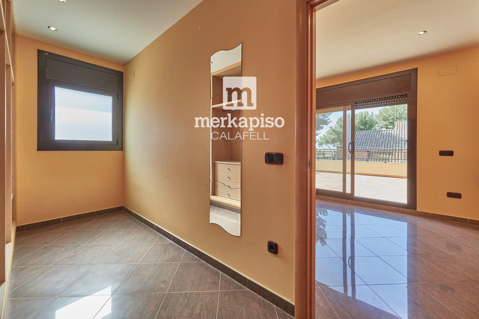 5 camera da letto Villa in vendita in Segur de Calafell con piscina garage - 590.000 € (Rif: 9777132)