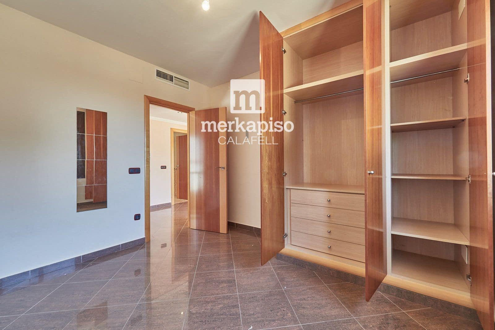 5 camera da letto Villa in vendita in Segur de Calafell con piscina garage - 590.000 € (Rif: 9777132)