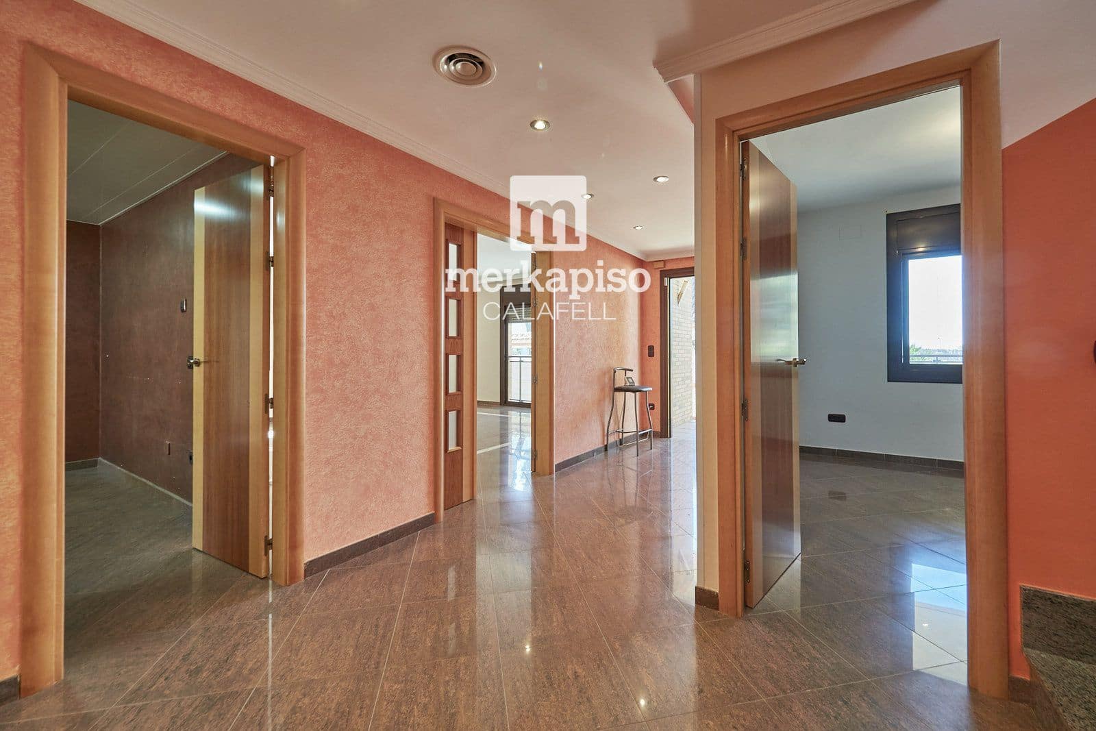 5 camera da letto Villa in vendita in Segur de Calafell con piscina garage - 590.000 € (Rif: 9777132)