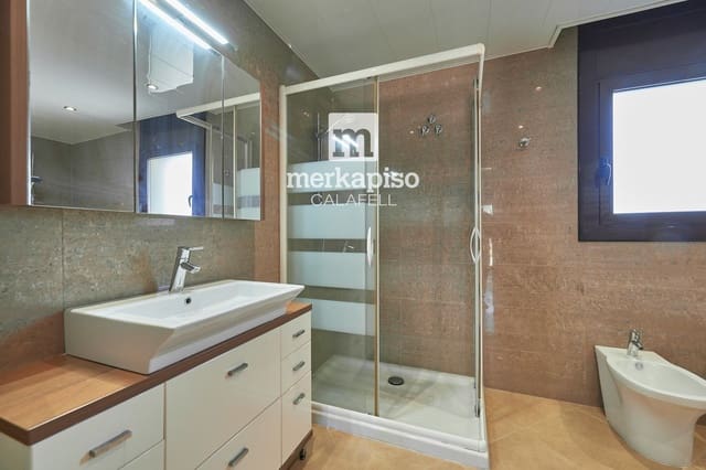 5 camera da letto Villa in vendita in Segur de Calafell, Calafell con piscina garage - 590.000 € (Rif: 9777132)