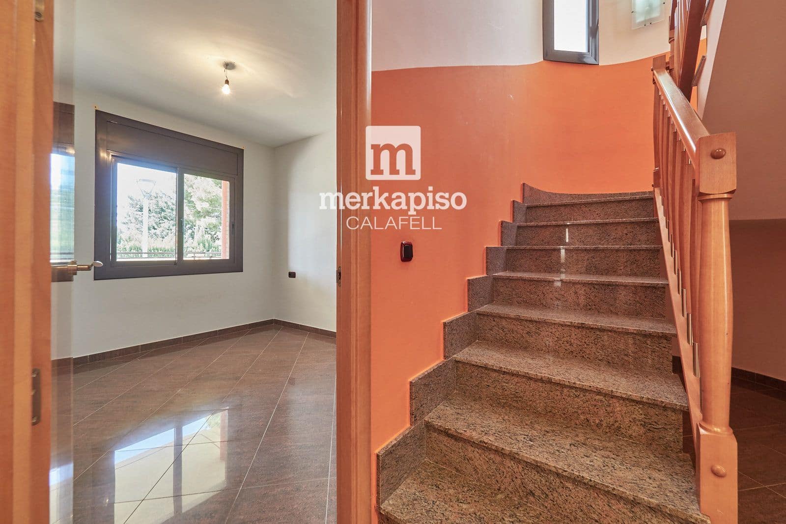 5 camera da letto Villa in vendita in Segur de Calafell con piscina garage - 590.000 € (Rif: 9777132)