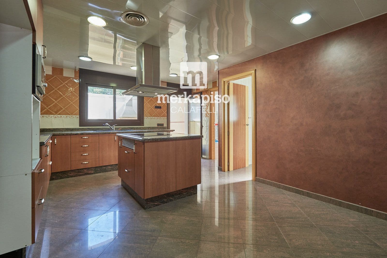 5 camera da letto Villa in vendita in Segur de Calafell con piscina garage - 590.000 € (Rif: 9777132)