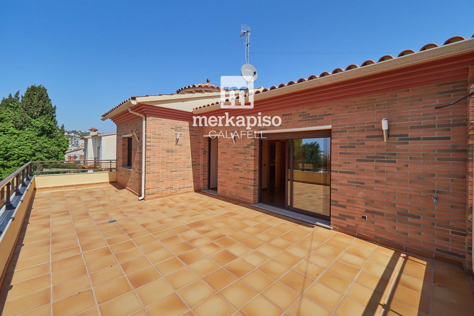 5 camera da letto Villa in vendita in Segur de Calafell con piscina garage - 590.000 € (Rif: 9777132)
