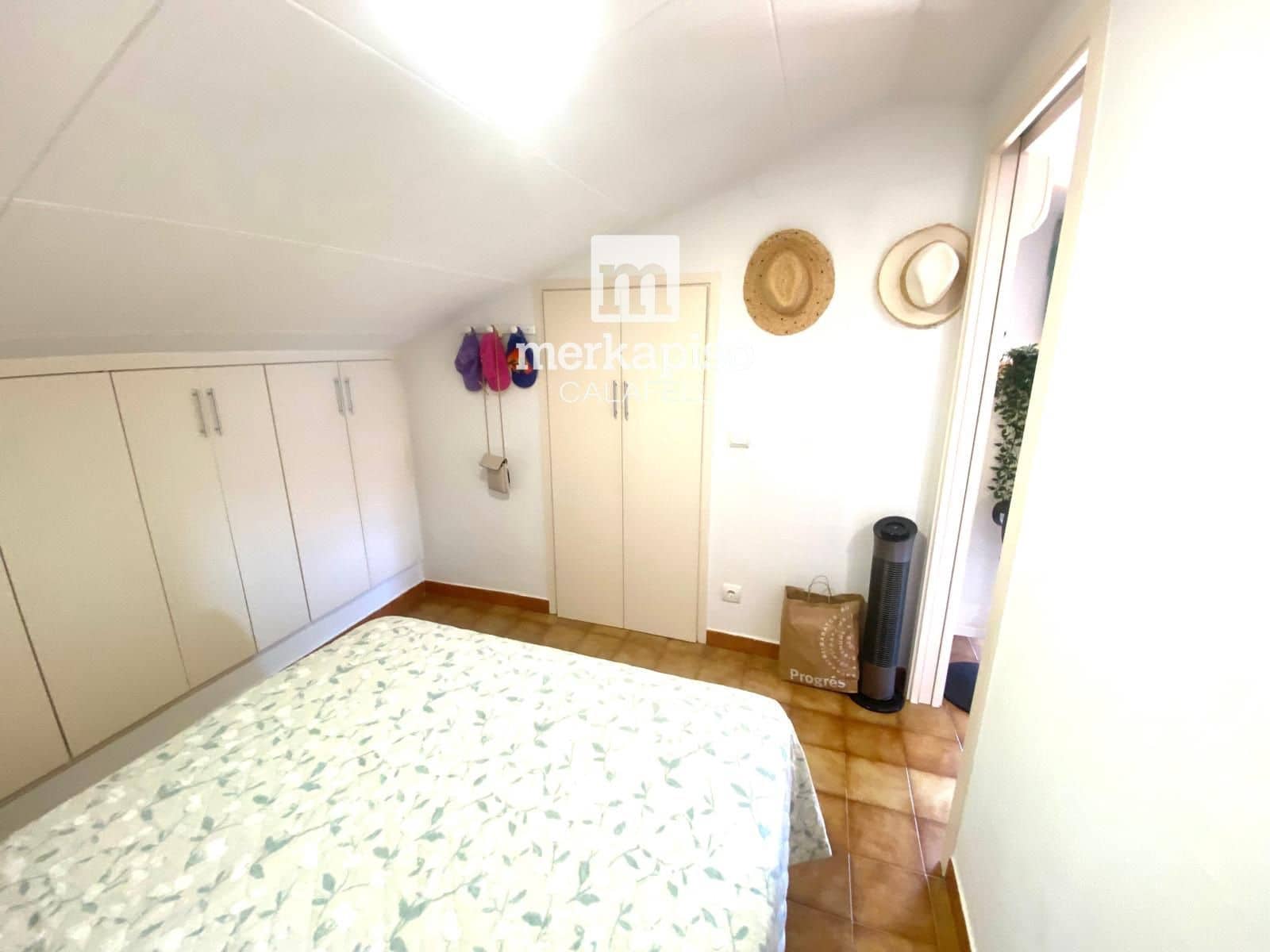 6 soverom Villa til salgs i Cunit med svømmebasseng - € 314 500 (Ref: 9795534)