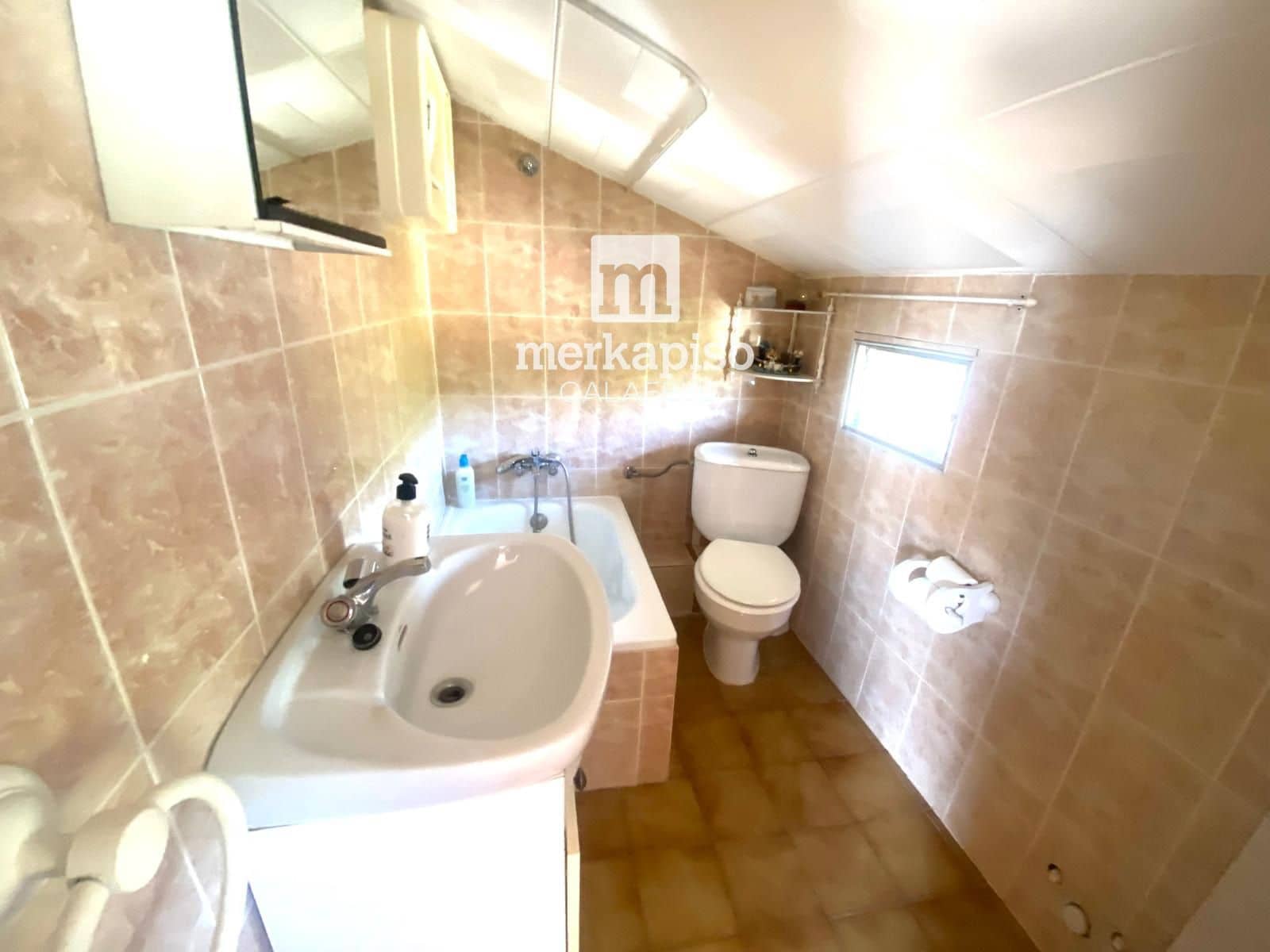 6 soverom Villa til salgs i Cunit med svømmebasseng - € 314 500 (Ref: 9795534)