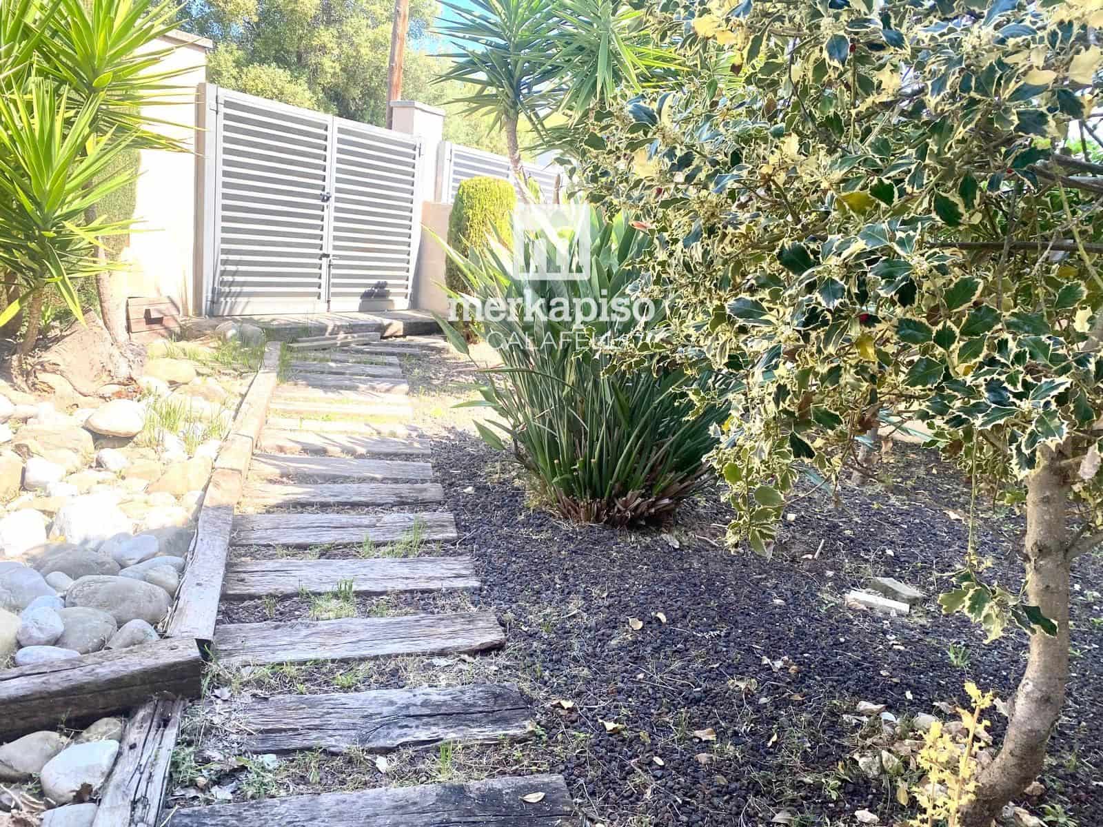 6 soverom Villa til salgs i Cunit med svømmebasseng - € 314 500 (Ref: 9795534)