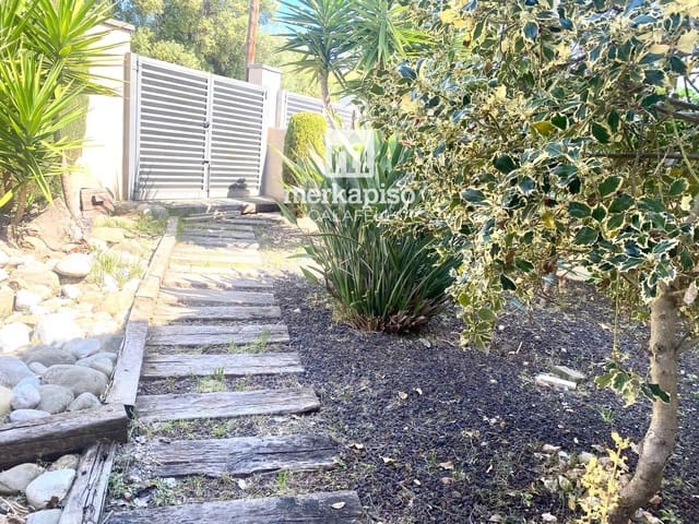 6 soverom Villa til salgs i Cunit med svømmebasseng - € 314 500 (Ref: 9795534)