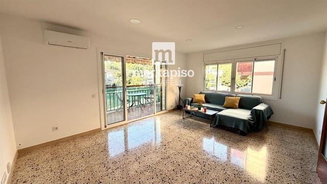 Piso de 3 habitaciones en Cunit en venta - 210.000 € (Ref: 9795642)