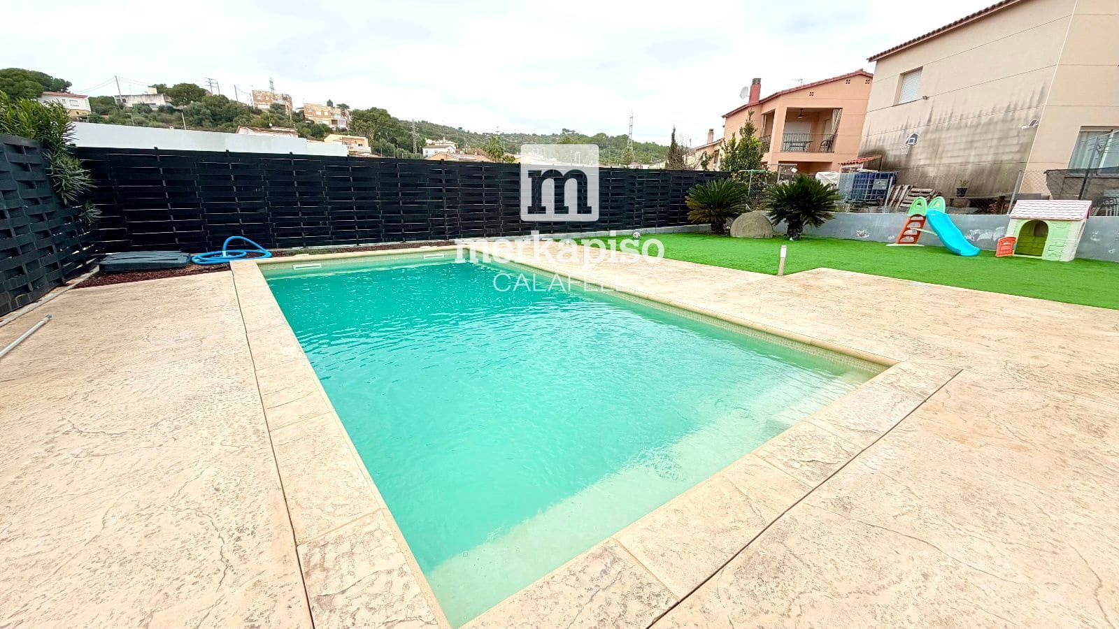 4 quarto Moradia para venda em Segur de Calafell com piscina garagem - 430 000 € (Ref: 9795643)